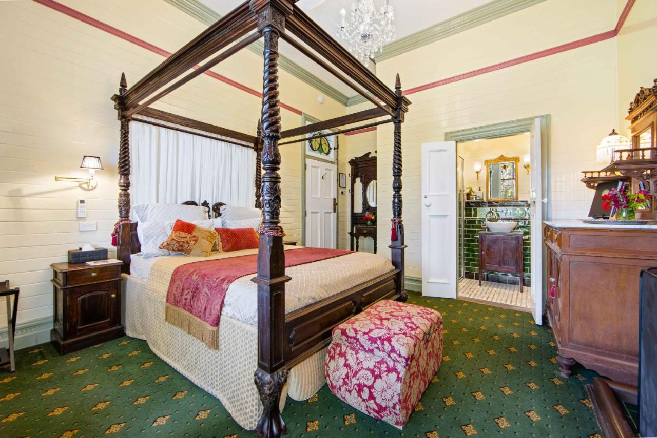 The Old Bank Gladstone Licensed Restaurant & Boutique Accommodation Hat Head Bagian luar foto